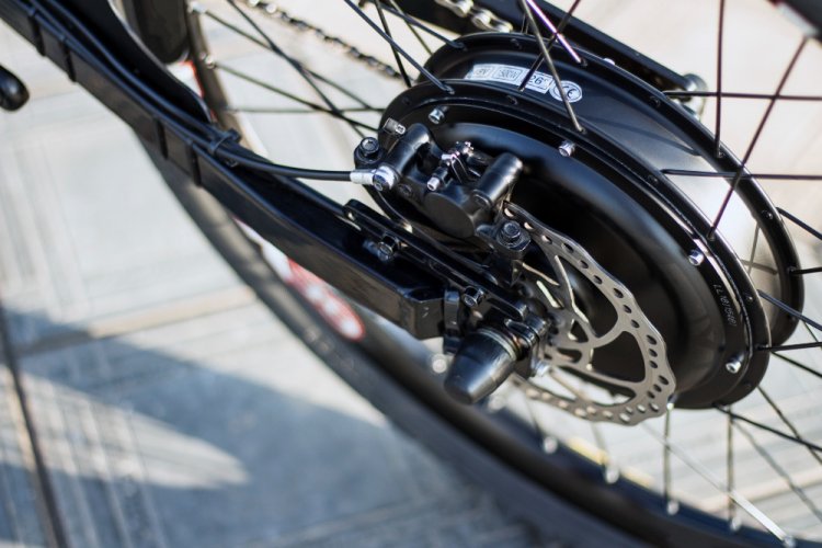 Les speedbikes les plus rapides : performances et sécurité